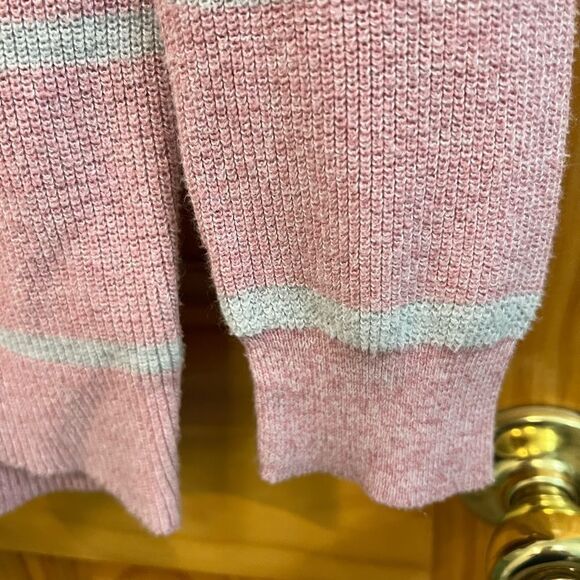 Blush and white striped American Eagle jeggings fit size M sweater - Picture 2 of 5